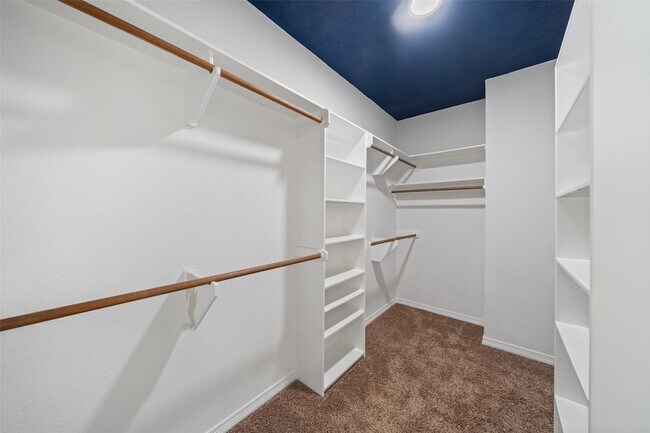 Building Photo - 8426 Alison Ave