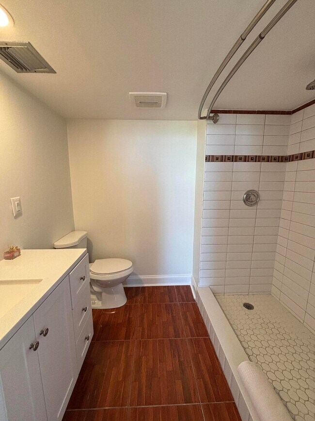 Building Photo - 14671 Bonaire Blvd