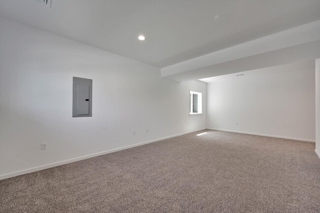 Building Photo - Brand New 3 Bed 3 Bath Single Family Home ...