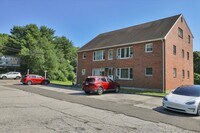 Building Photo - 1580 Hartford-New London Turnpike