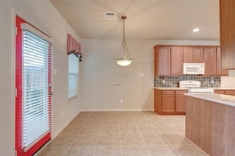 Building Photo - 14547 Gleaming Rose Dr