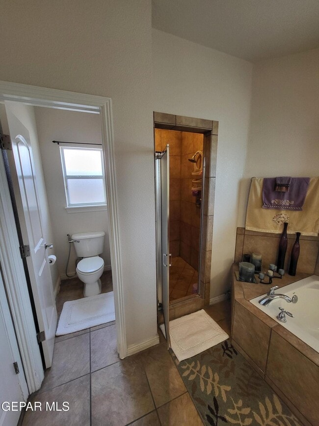 Building Photo - 6354 Franklin View Dr