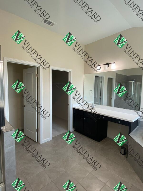 Building Photo - 4530 Seacliff Ct