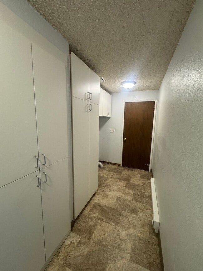 Building Photo - Non-Refundable & Security Deposit Total: $...