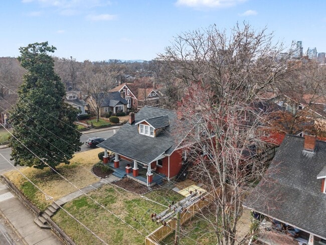Building Photo - Rare historic East Nashville bungalow for rent; 4 Beds 3 Baths, 1,806 SqFt, fenced yard