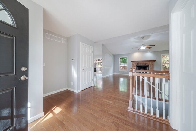 Building Photo - 4 Bed / 3 Bath ranch home