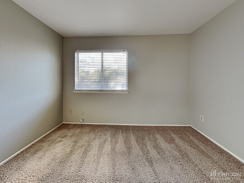 Building Photo - 5378 Sunrise Meadows Ln