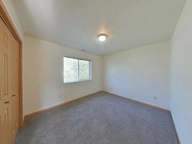 Building Photo - 2460 Wheeler Dr