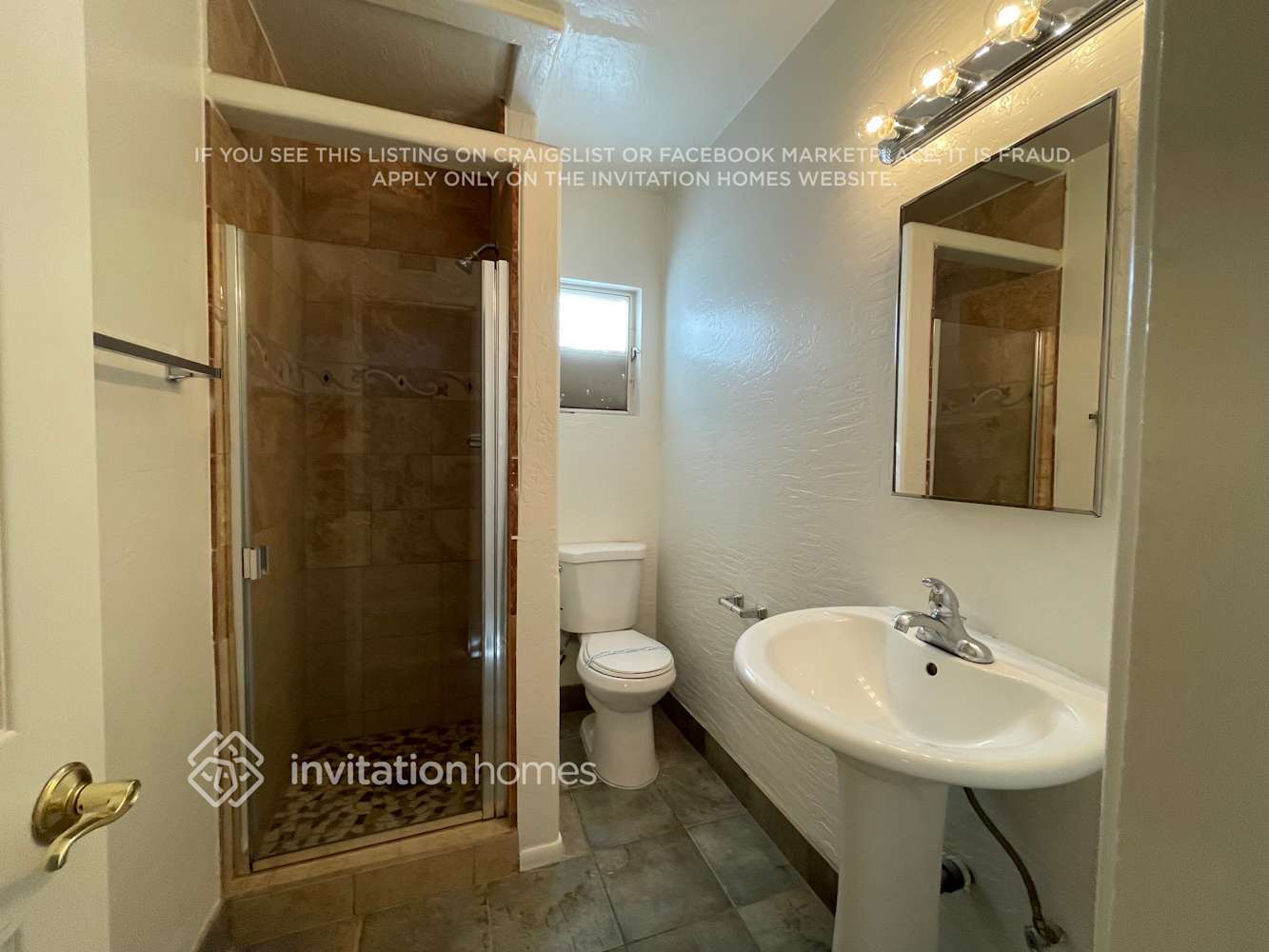 Building Photo - 231 N Harris Dr
