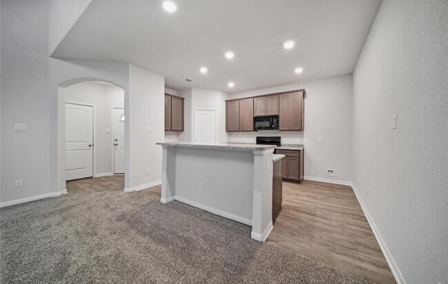 Building Photo - 14224 Grand Hls Dr