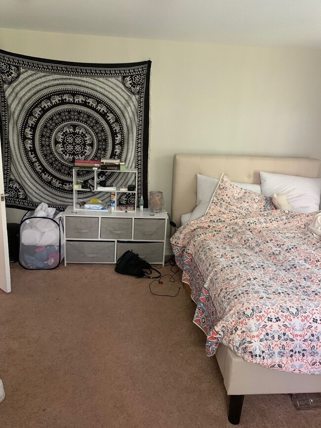 Building Photo - Single Family Home Minutes from Downtown Lexington