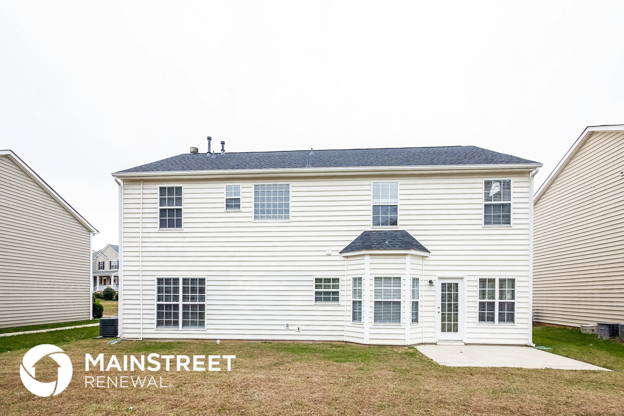 Building Photo - 110 Poplar Woods Dr
