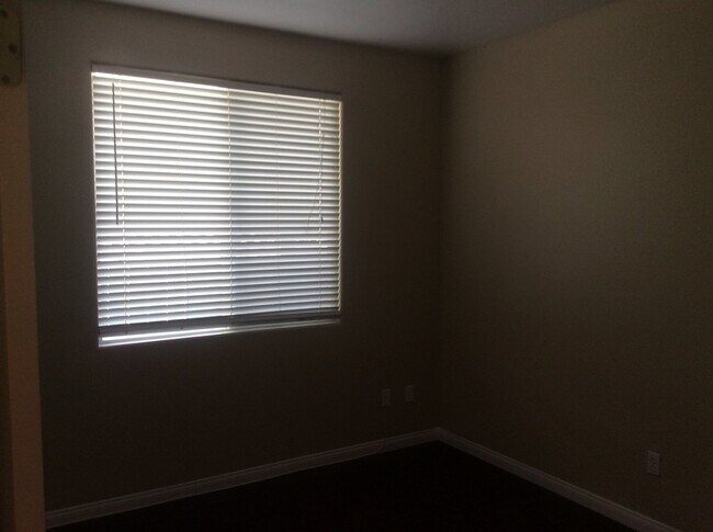 Building Photo - 11405 Braemar Ln