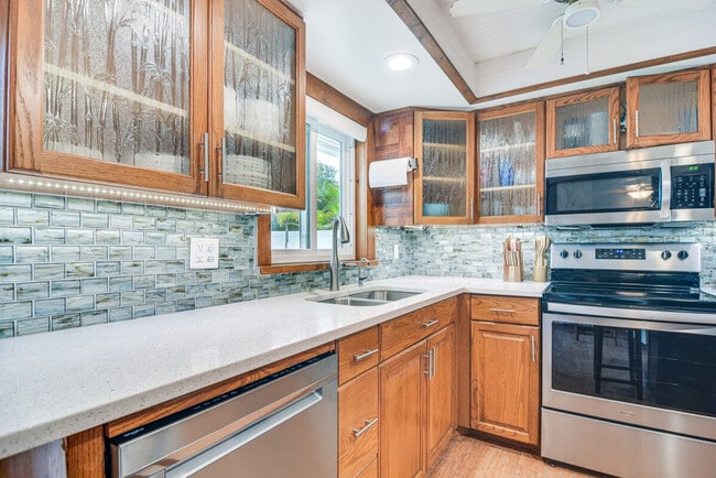 Building Photo - 2360 Willow Tree Trail