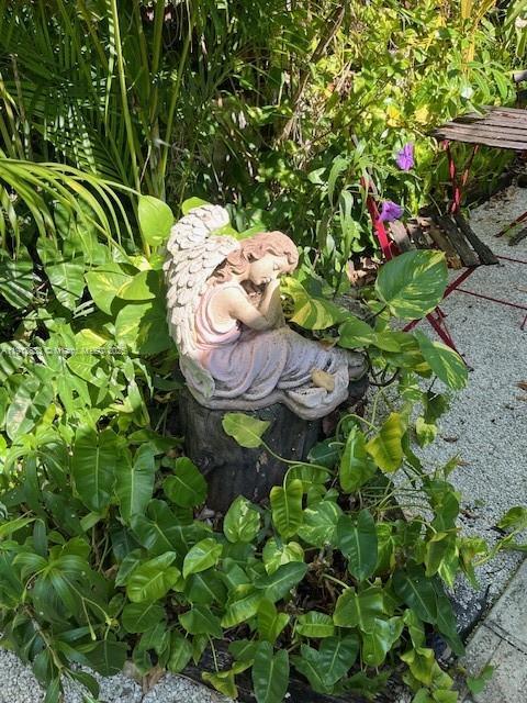 Building Photo - 410 NW 31st St