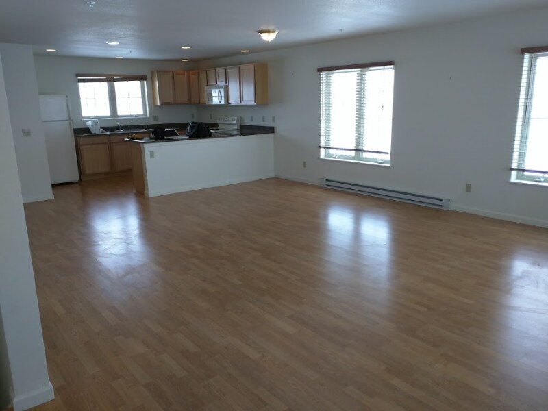 Building Photo - 813 Castello Ave
