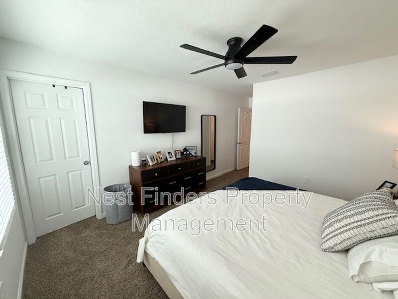 Building Photo - 12743 Barrack Ln