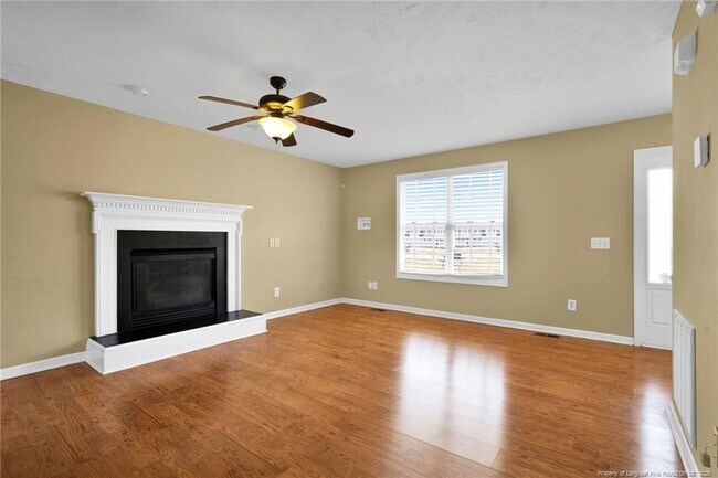 Building Photo - 75 Countess Ct