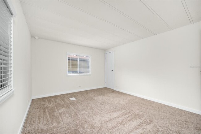 Building Photo - 8476 NW 39th Cir