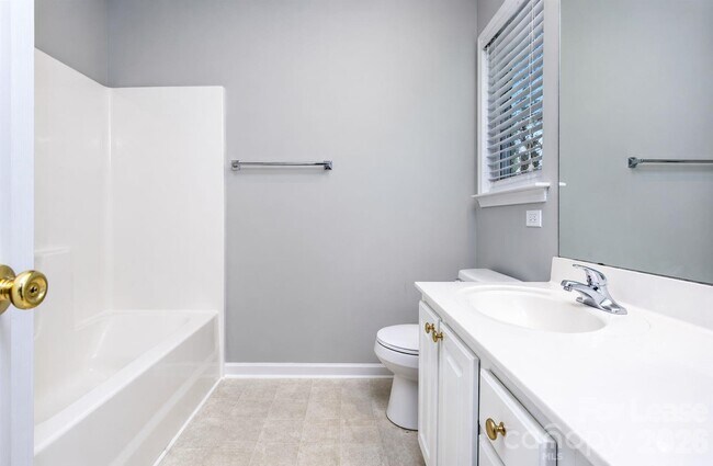 Building Photo - 10519 Yellow Rose Ln