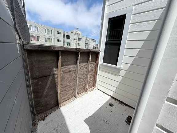 Building Photo - 3774 Mission St