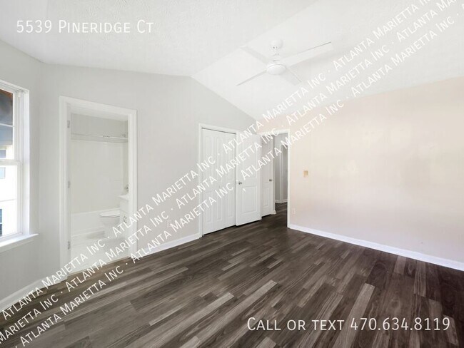 Building Photo - 5539 Pineridge Ct