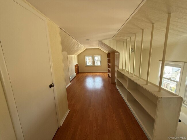 Building Photo - 30-16 154th St