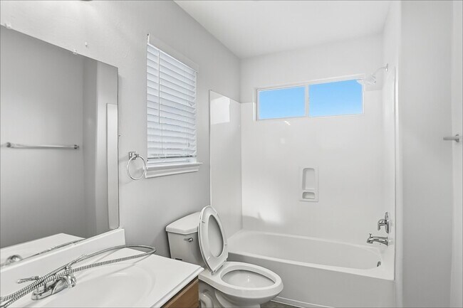 Building Photo - 3430 Princeton Point Ct