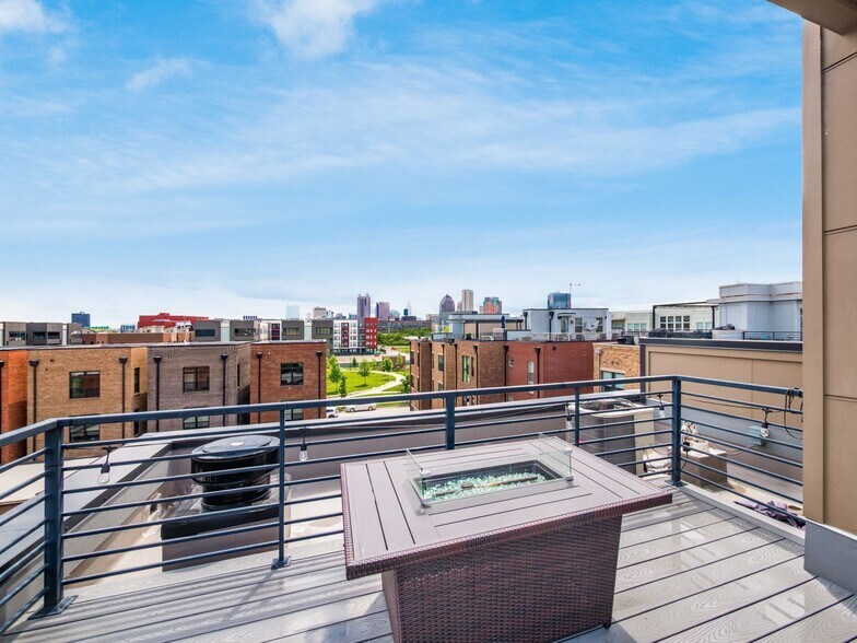Building Photo - 271 Neruda Ave