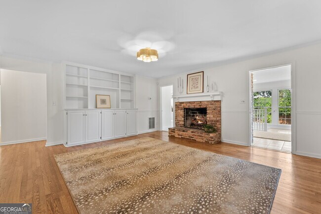 Building Photo - 206 Fortson Dr