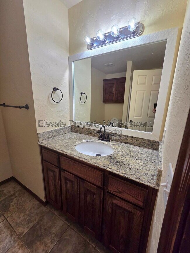 Building Photo - 804 SW 151st St