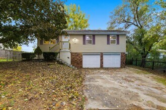 Building Photo - Everything upgraded on this 4 bedroom — top-notch finishes throughout!