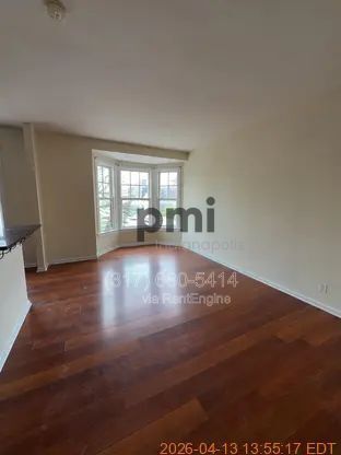 Building Photo - 402 N Delaware St