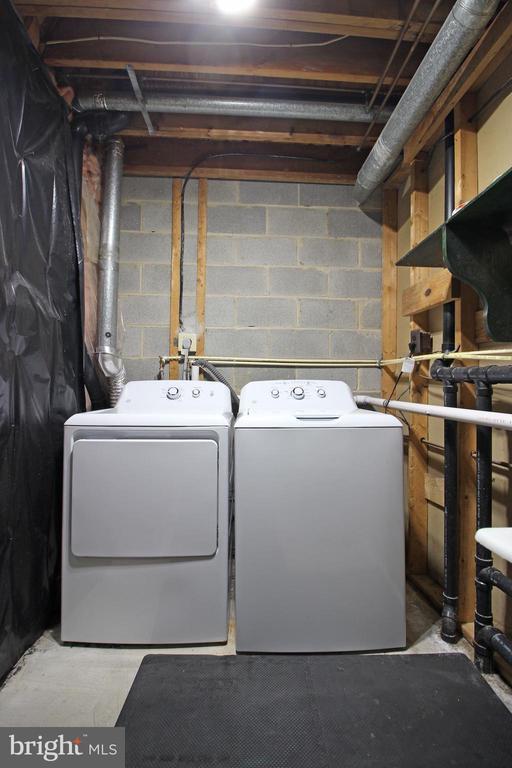 Building Photo - 8022 Northumberland Rd