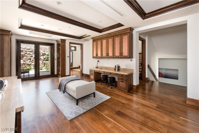 Building Photo - 5 Promontory Pointe Ln