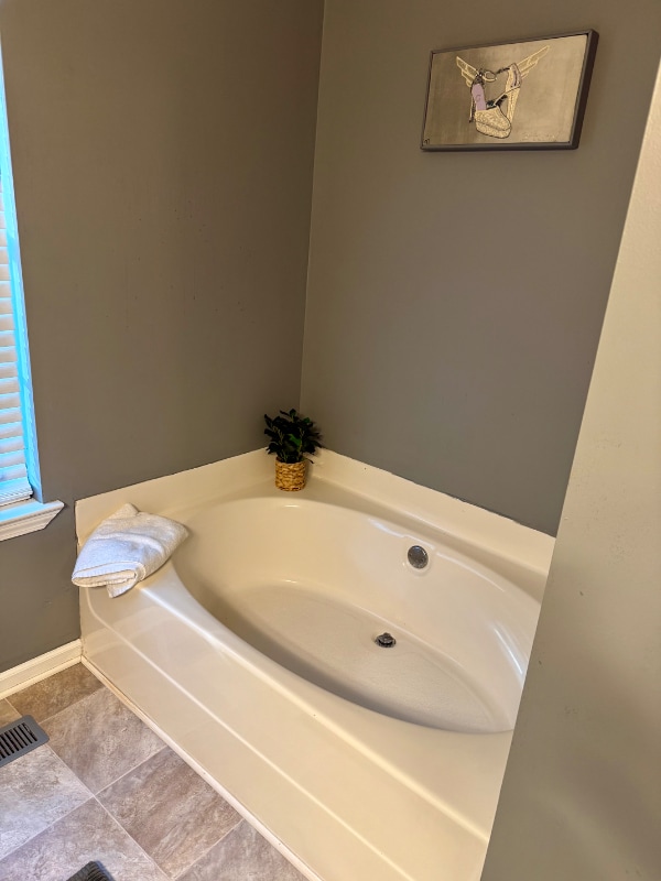 Building Photo - 4156 Pleasant Colony Dr