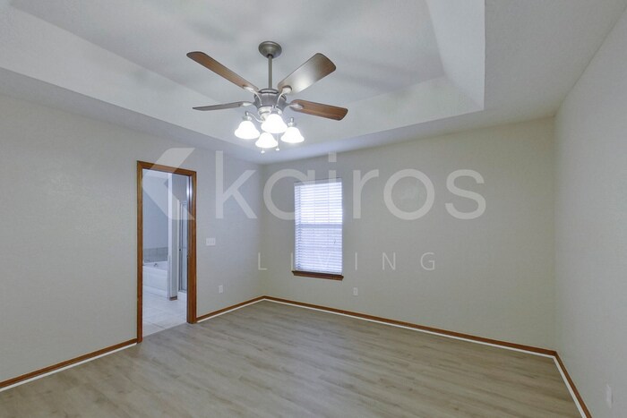 Building Photo - 521 SW 163rd St