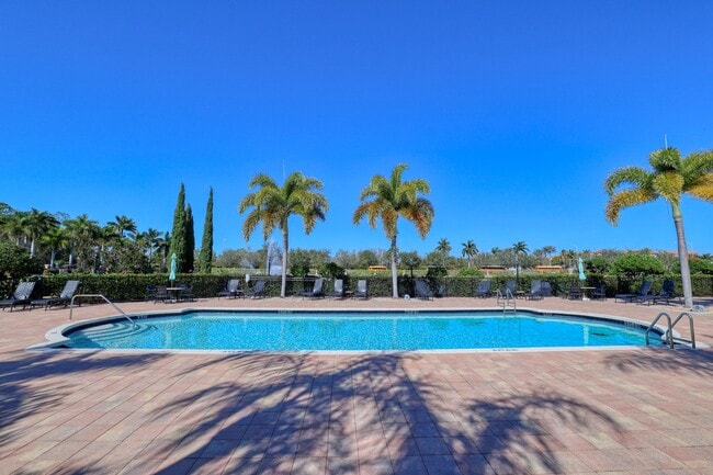 Building Photo - 1830 Florida Club Cir