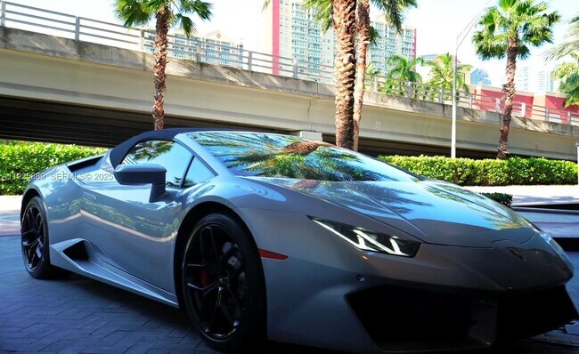 Building Photo - 400 Sunny Isles Blvd