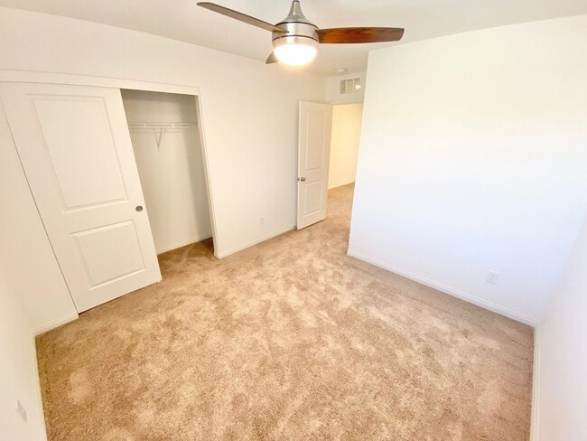 Building Photo - STUNNING BRAND NEW 3 BEDROOMS 2.5 BATHROOMS TWO STORY TOWNHOUSE WITH 2 CAR GARAGE