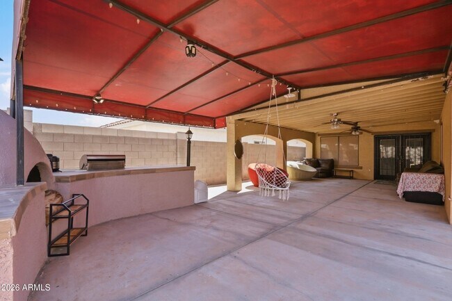 Building Photo - 11450 E Quicksilver Ave