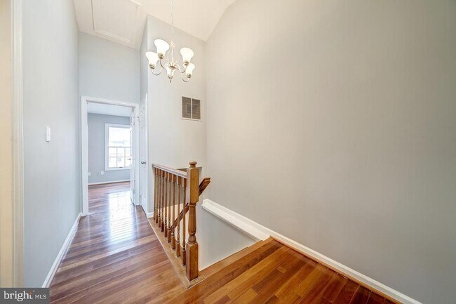 Building Photo - 6515 Skylemar Trail