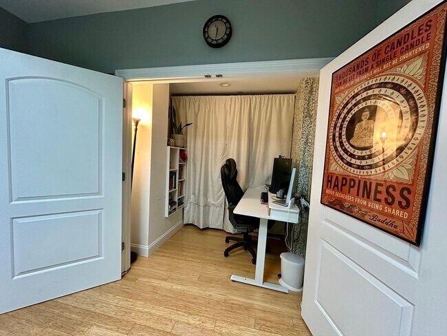 Building Photo - 30 High St