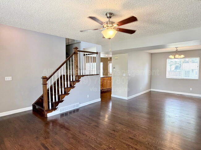 Building Photo - 2825 Dristol Dr