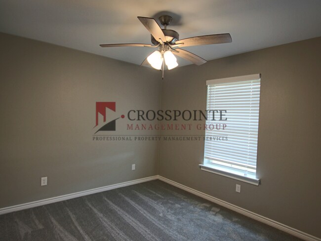 Building Photo - Beautiful 2 Bedroom 2 Bathroom Townhouse in South Tyler! 1/2 OFF FIRST FULL MONTH