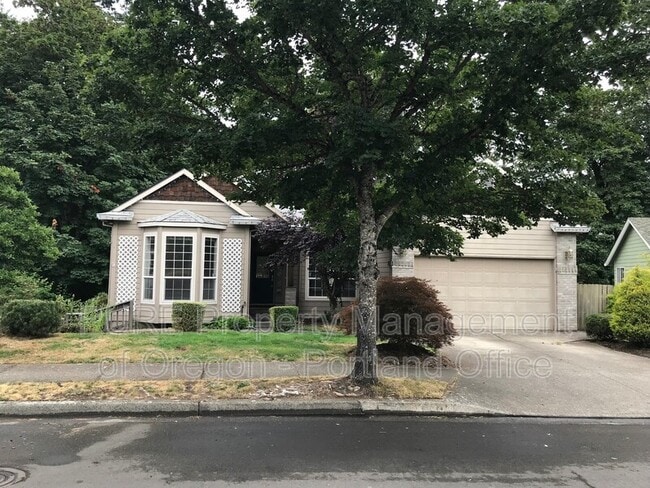 Building Photo - 18031 Chickaree Dr