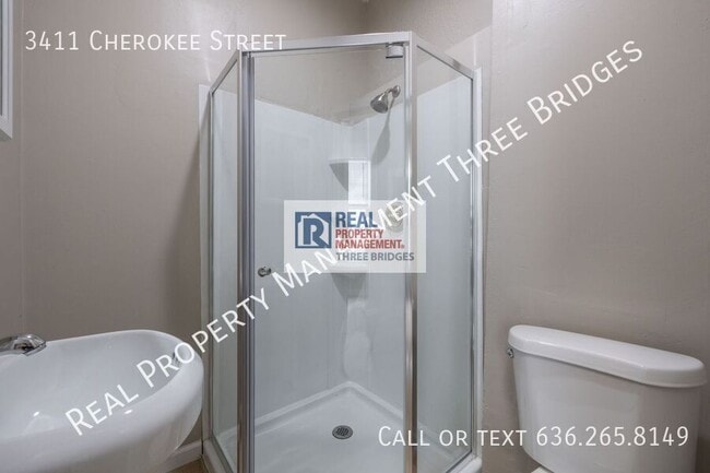 Building Photo - 3411 Cherokee St