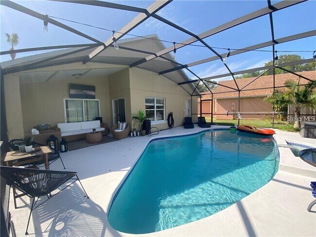 Building Photo - 2476 Shelby Cir