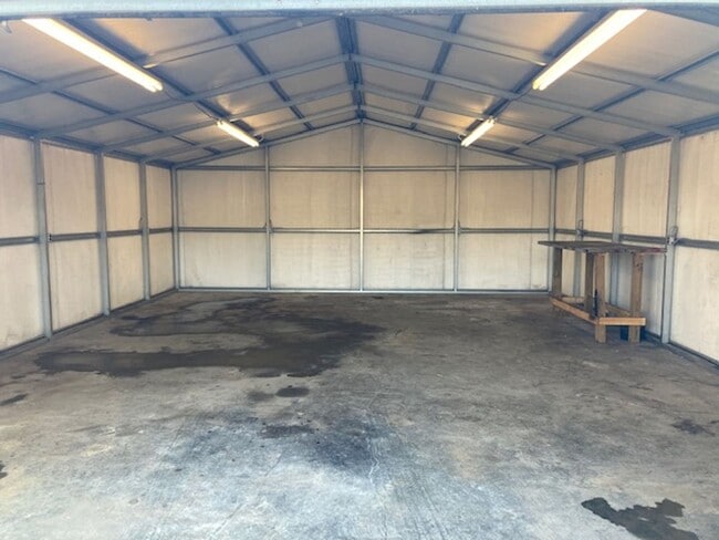 Building Photo - 122 Stonefield Cir