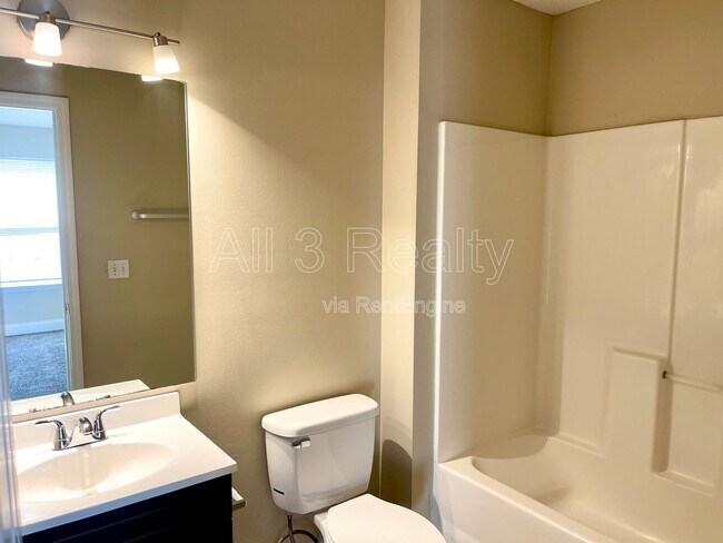 Building Photo - 118 Prity Ct